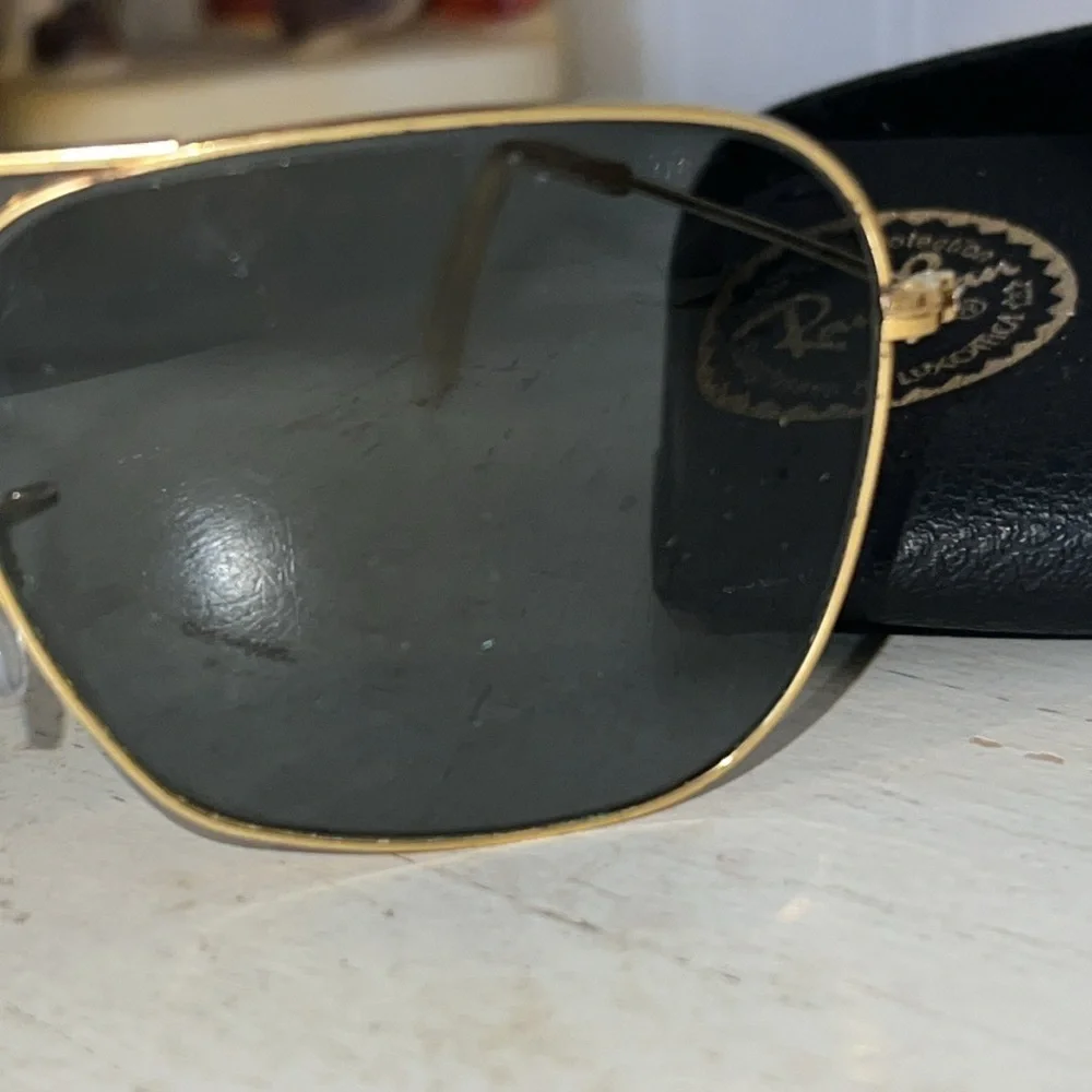 Vintage Ray Ban Aviator sunglasses Bausch & Lomb